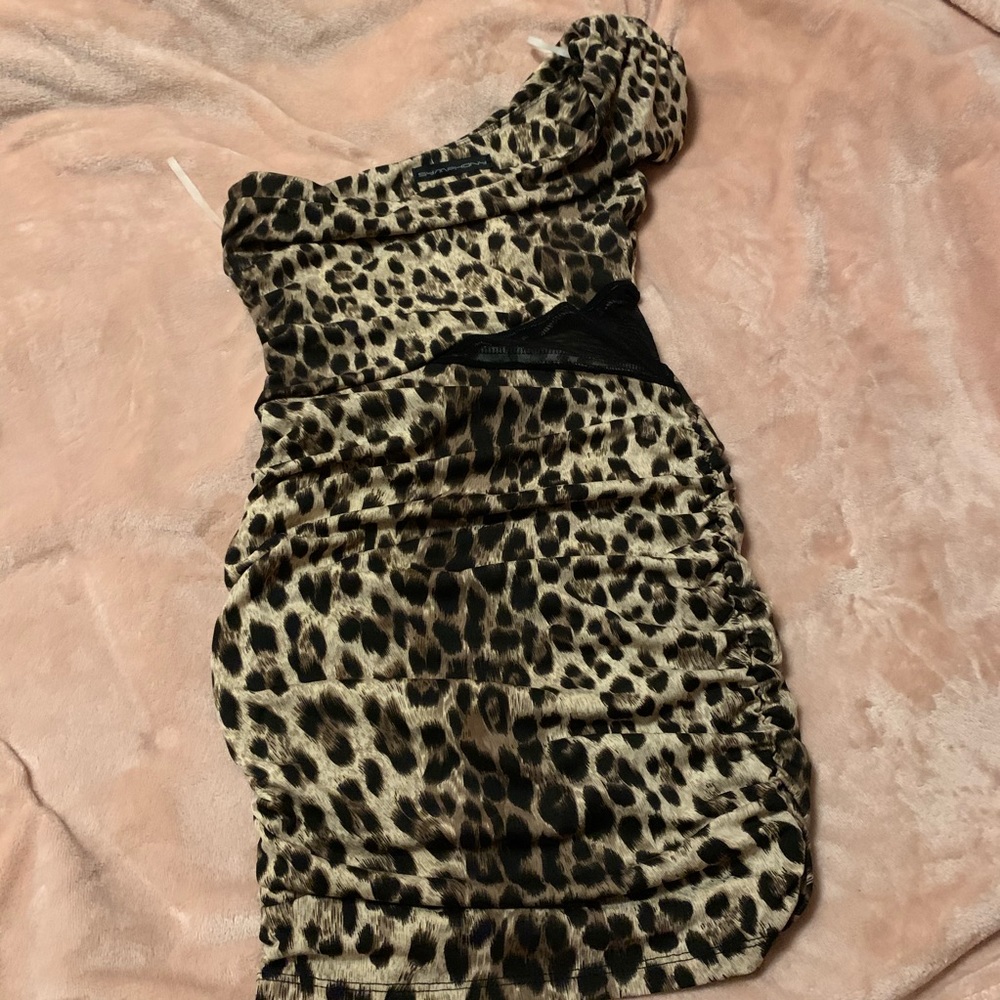 Leopard Party Dress - Picture 3 of 5